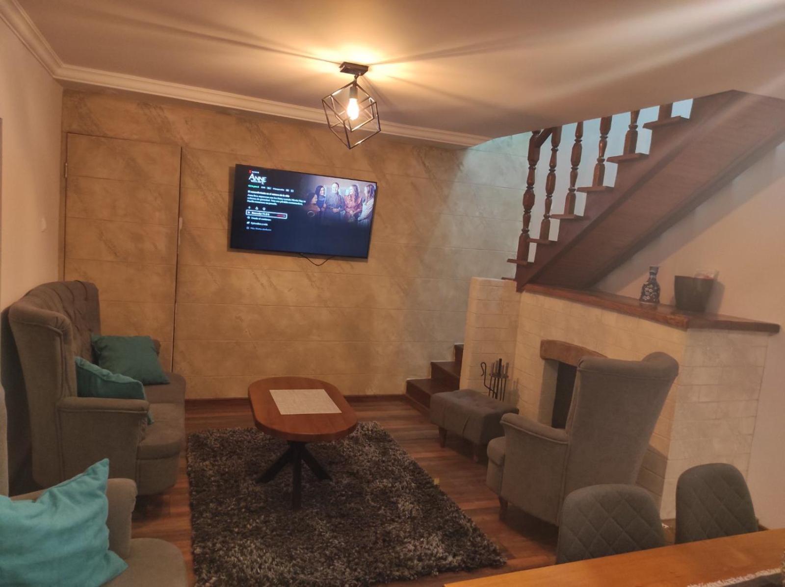 Vila Mila Riverside Apartments 斯梅代雷沃 客房 照片
