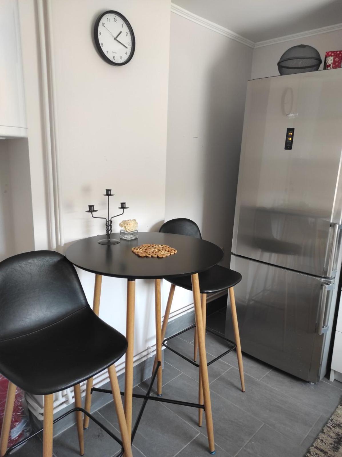 Vila Mila Riverside Apartments 斯梅代雷沃 客房 照片